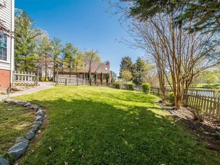 1819 Millhouse Ct — Photo 18