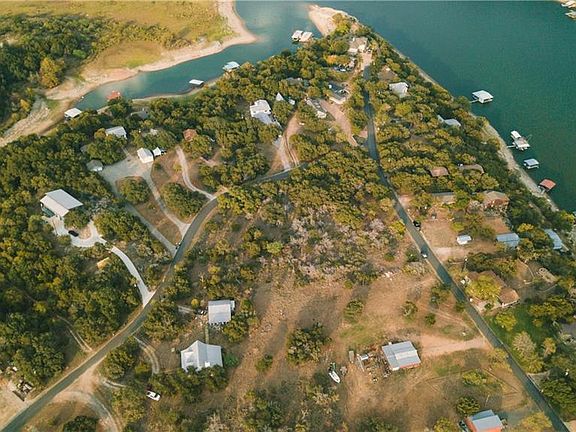 3rd image of 25406 Pedernales Point Dr