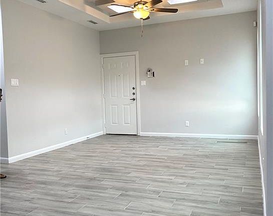 2nd image of 3712 Valeria St #3
