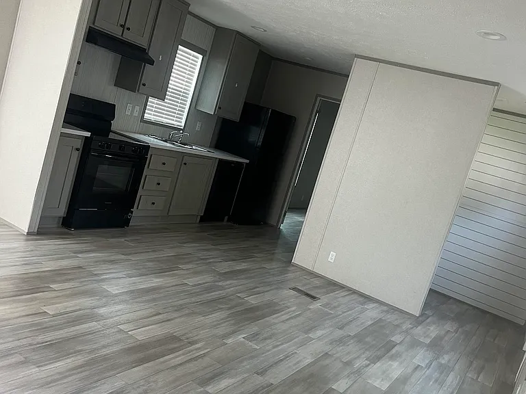 2220 Montague Avenue Ext — Photo 10