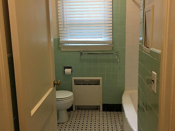 4th image of 108 Military Dr APT 2