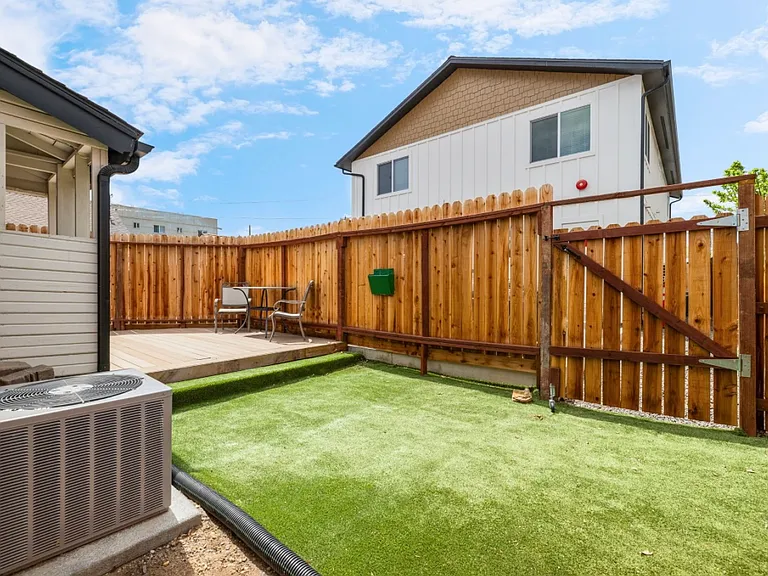 721 Lander St — Photo 20