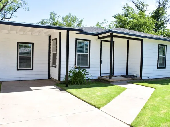 1122 E 20th St, San Angelo, TX 76903