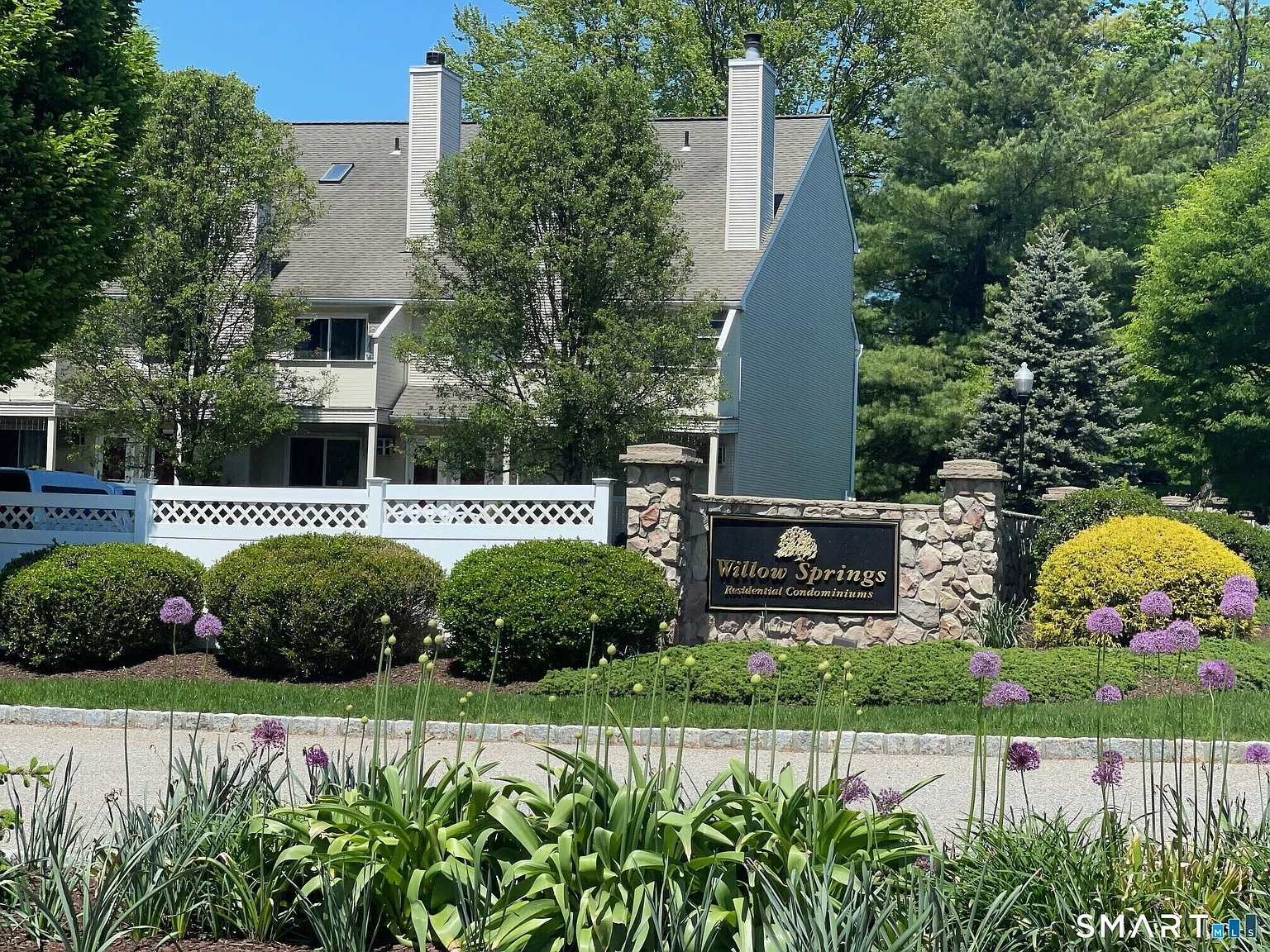 1 bed, 1.0 bath, 840 sqft, $1,950 — Photo 1
