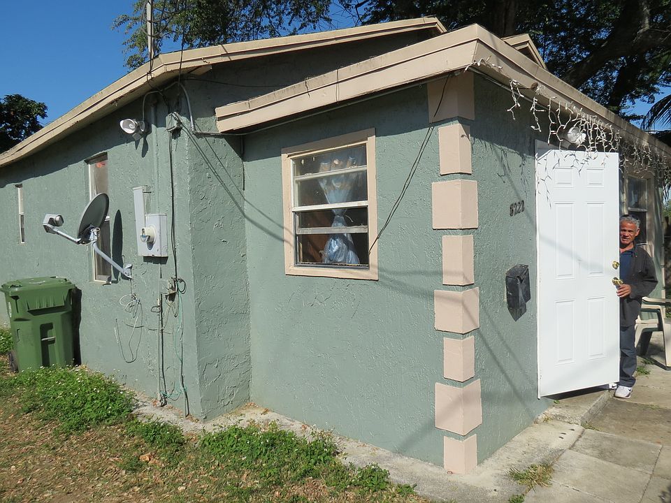 1st image of 8222 NE 1st Ave