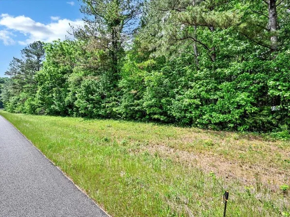 7 Mill Creek Rd, Falkville, AL 35622