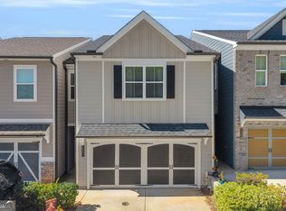 5235 Canberra Dr, Flowery Branch, GA 30542