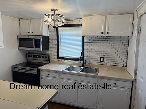 5th image of 1325 Danner Ave