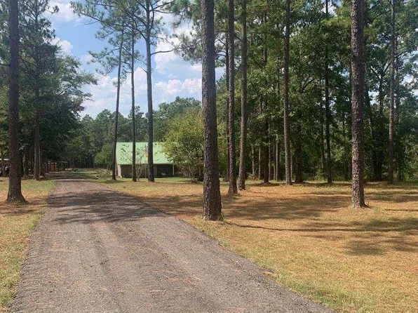3717 Wilder Rd, Cantonment, FL 32533