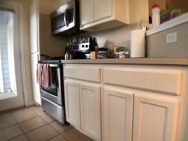 3111 Tom Green St #311 — Photo 7
