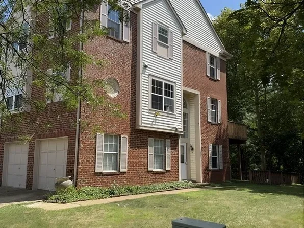 7617 Greenbrook Dr, Greenbelt, MD 20770