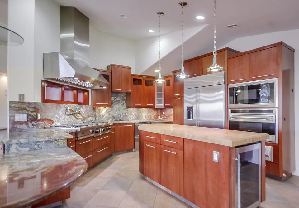 2703 Lobelia Rd