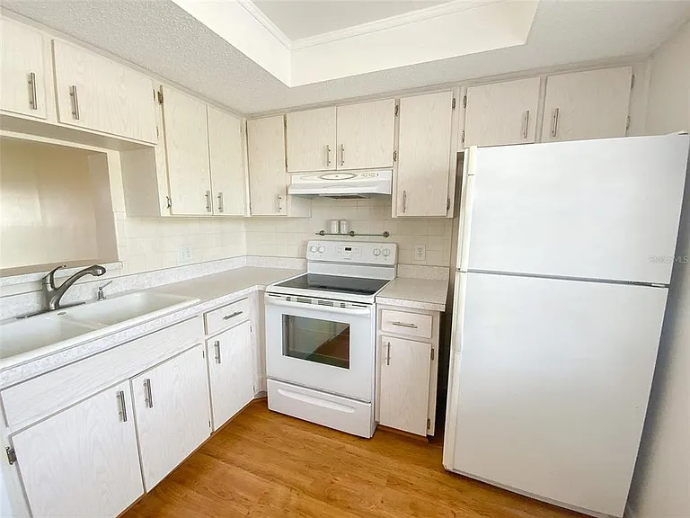 1370 Heather Ridge Blvd #204 — Photo 4