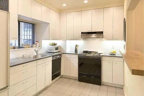 Sold by Stribling | media 4