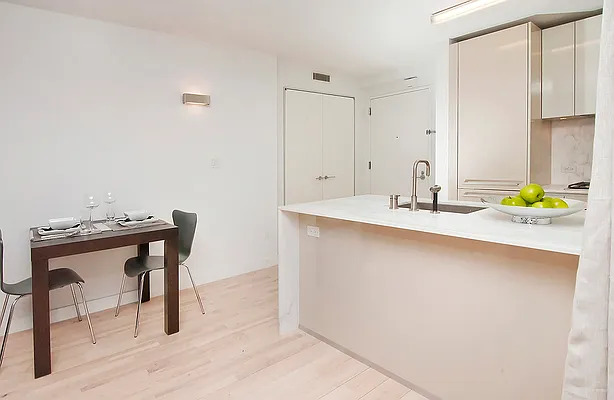 Rented by Sieber International | media 38