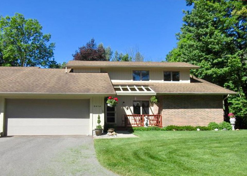 1st image of 3414 Pine Grove Dr #35