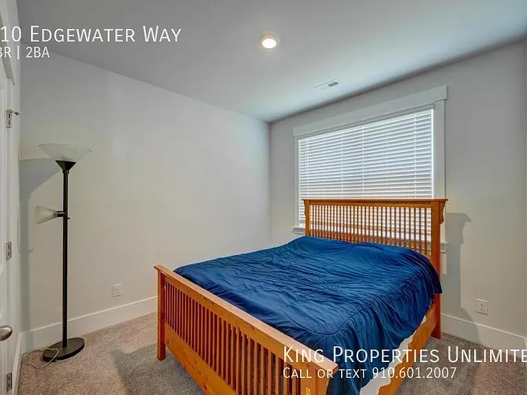 410 Edgewater Way — Photo 14