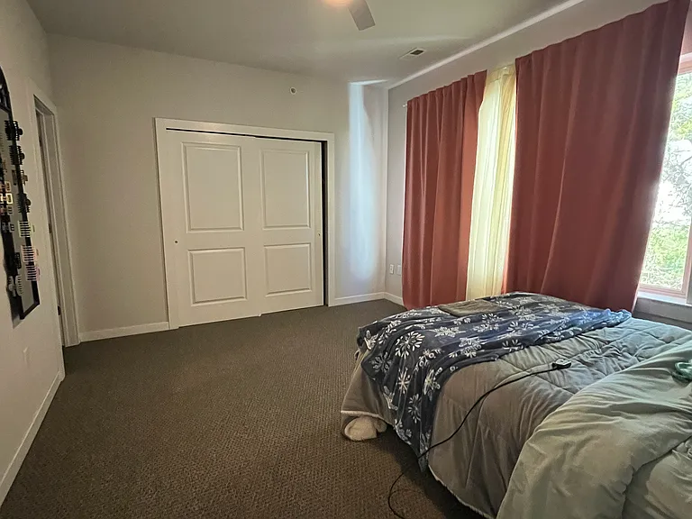 1608 Ridge Ave #401 — Photo 11