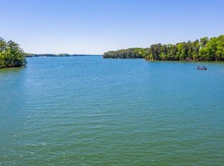1388 Lakeshore Cir, Gainesville, GA 30501