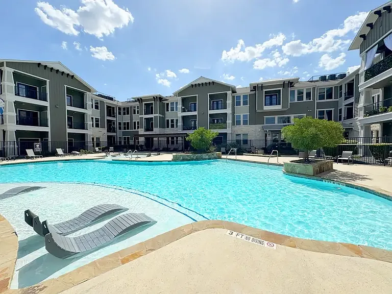 Enclave at the Dominion Apartments — Photo 29