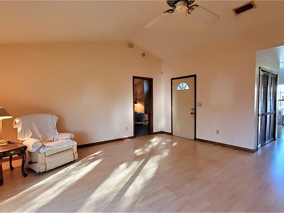 5th image of 3724 Linsbury St #3