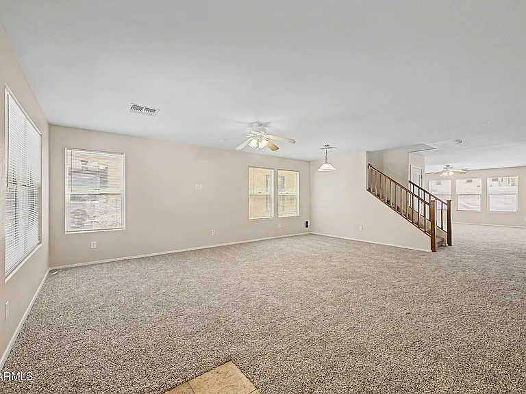 17118 N 184th Ln — Photo 4