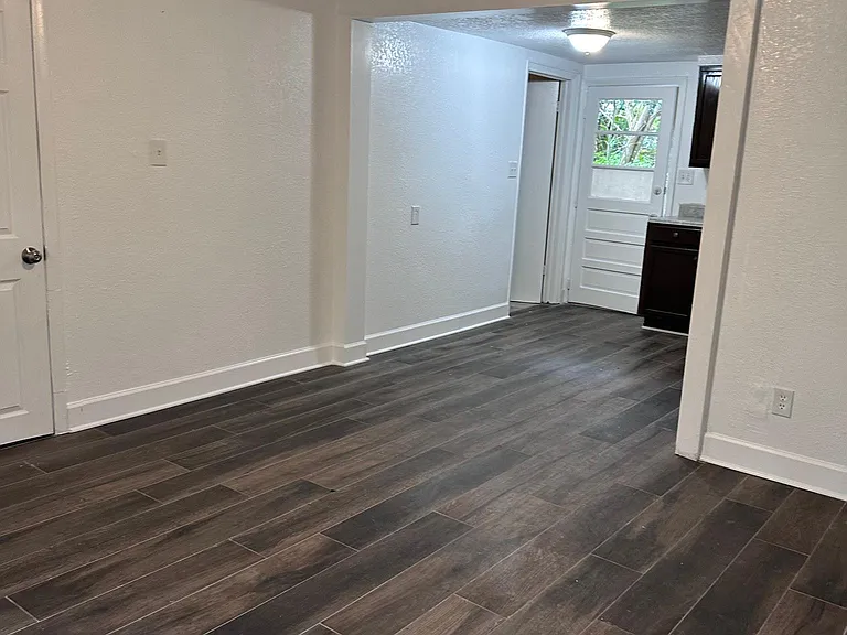 8638 Allamanda St — Photo 44