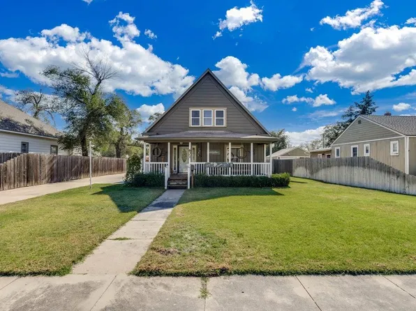 621 W 13th Ave, Hutchinson, KS 67501