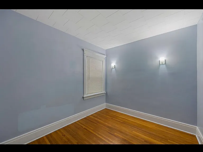 122 Stratford Rd — Photo 6