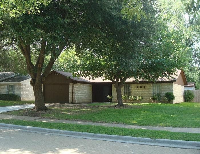 1st image of 1013 Twilight Dr