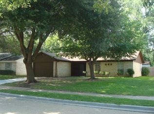 1013 Twilight Dr, Garland, TX 75040