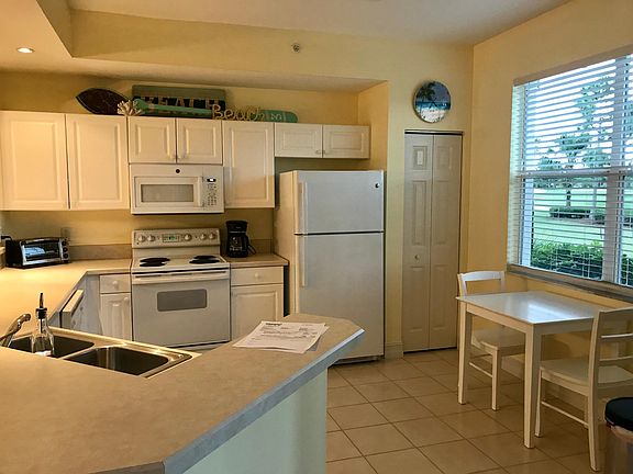 2nd image of 4631 Turnberry Lake Dr Unit 102