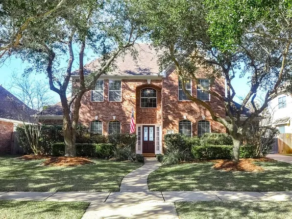 6011 Parkwood Pl, Sugar Land, TX 77479