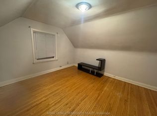 127 Sheppard Ave W #TOP, Toronto, ON