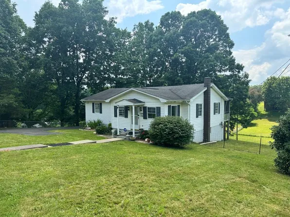 128 Granger Rd, Beckley, WV 25801