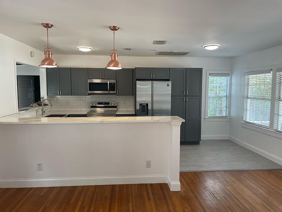 1st image of 3710 W Platt St