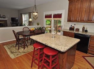 12648 Dusty Wheel Ln, Fairfax, VA 22033