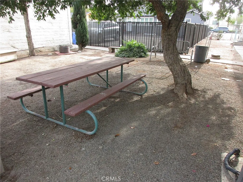 Studio, 425 sqft, $1,400 — Photo 4
