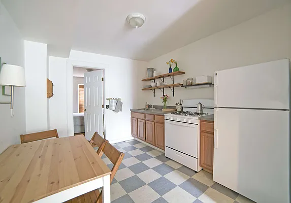 Sold by Compass | media 14