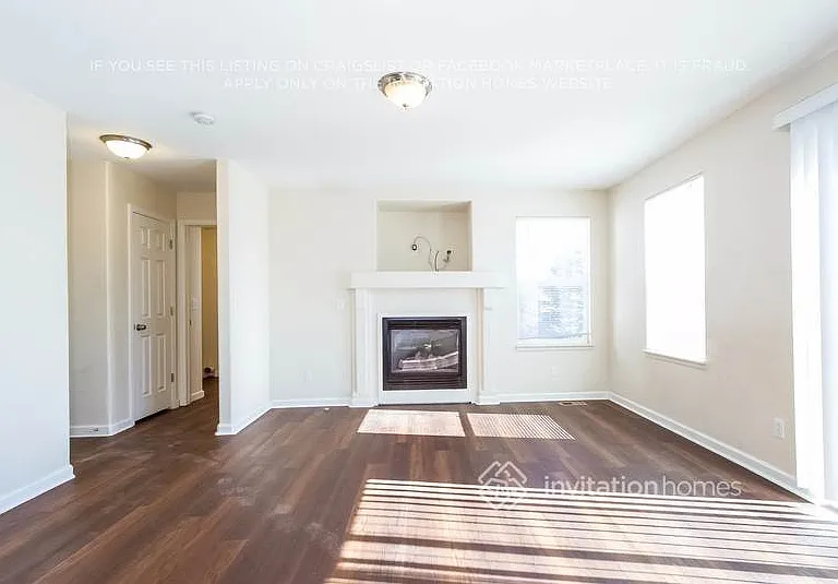 11904 Kearney Cir — Photo 9