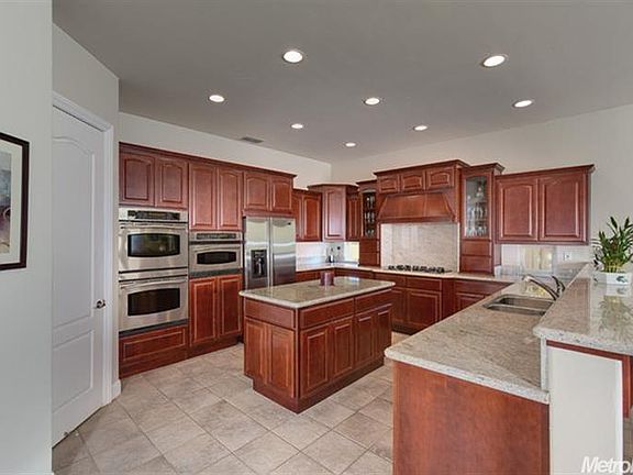 5th image of 1280 Terracina Dr