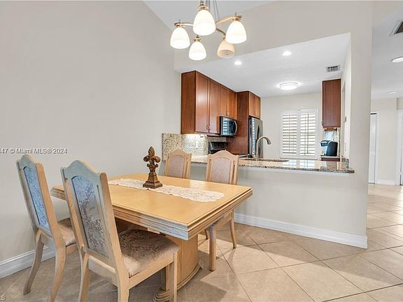 3rd image of 338 Bradstrom Cir APT 201