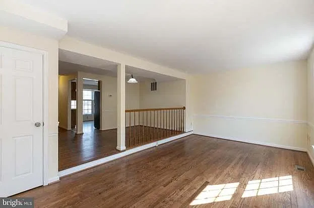 8010 Harbor Pl — Photo 2