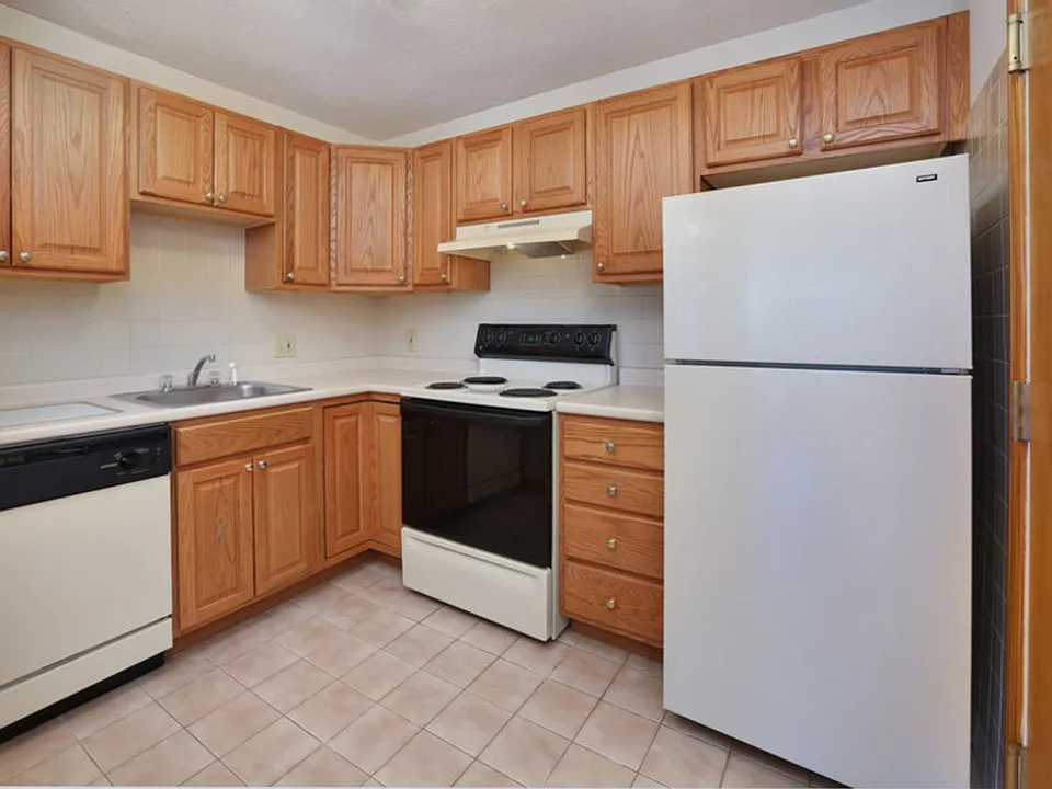 292 Grove St #22A