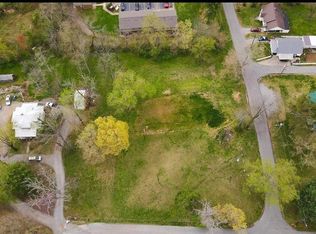 137 Coppock St, Campbellsville, KY 42718