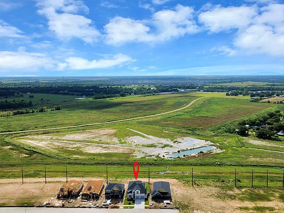 4th image of 5902 Fox Peak Ln