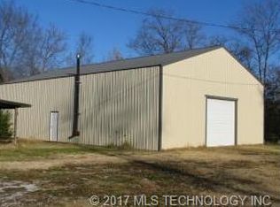 508 N 1st St, Vinita, OK 74301