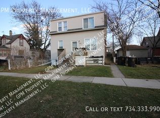 2557 4th St #3, Trenton, MI 48183