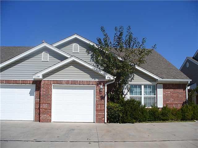 1st image of 1104 Brandywine Ln #6 & 5
