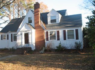 210 Rockbridge Rd, Portsmouth, VA 23707